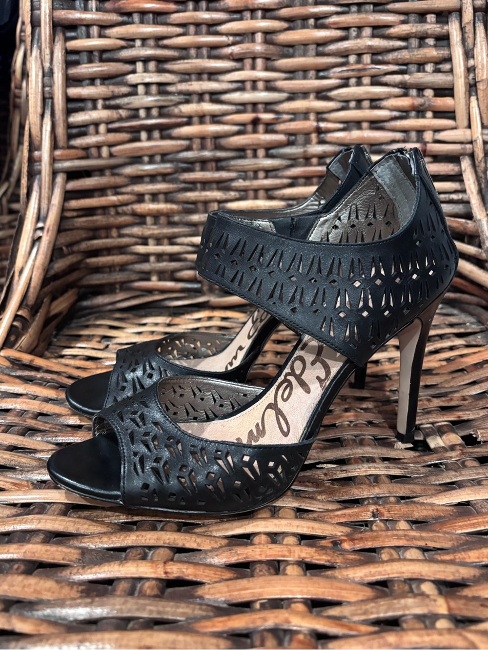 Sam Edelman Black Laser-Cut Ankle-Strap Stiletto Heels in size 10 - Picture 5 of 13